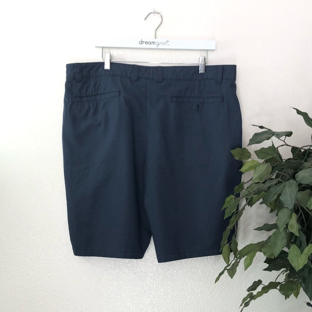 Men’s O’Neill Striped Shorts - Picture 7 of 8